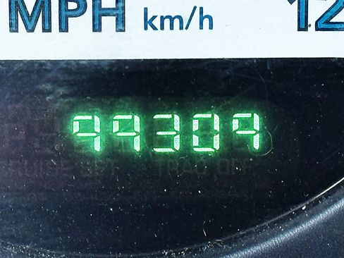 Used 2006 Dodge Grand Caravan SXT FWD image 15