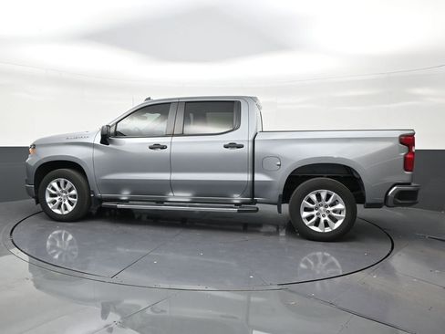 Used 2023 Chevrolet Silverado 1500 Custom RWD image 2