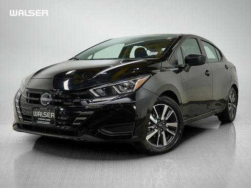 Used 2024 Nissan Versa S w/ S Plus Package image 1