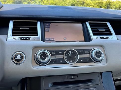 Used 2011 Land Rover Range Rover Sport HSE LUX AWD/4WD image 29