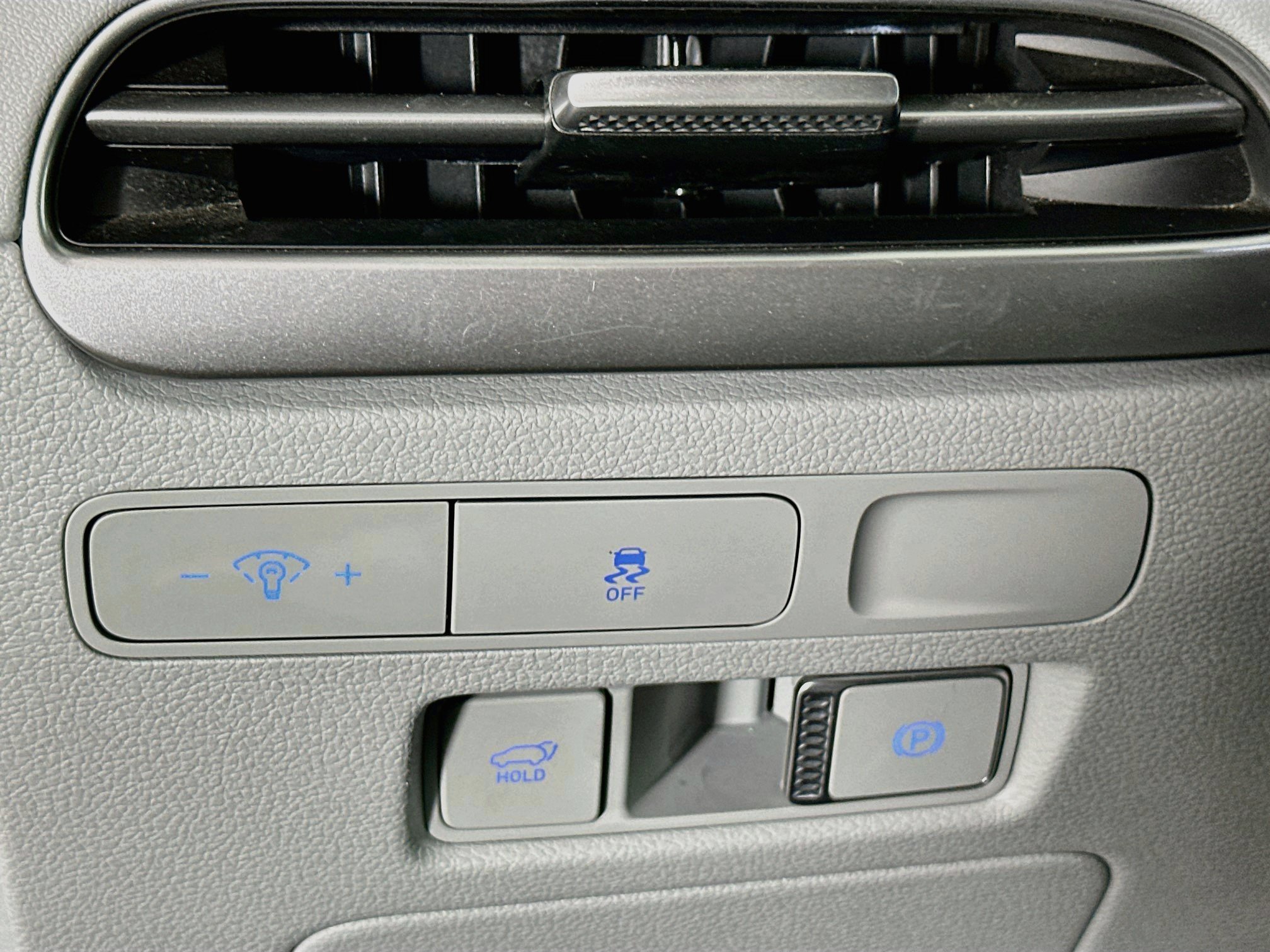 Used 2025 Hyundai Palisade SEL FWD image 17