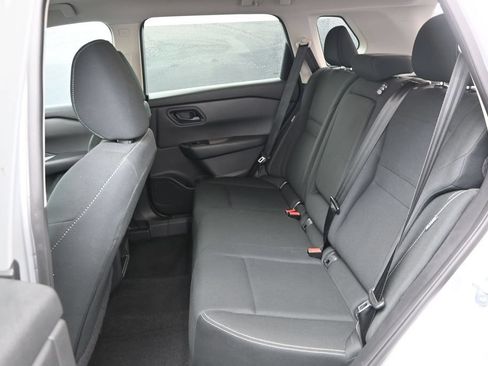 Used 2024 Nissan Rogue S AWD/4WD image 12
