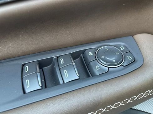 Certified 2025 GMC Yukon Denali Ultimate w/ LPO, Floor Liner Package image 14