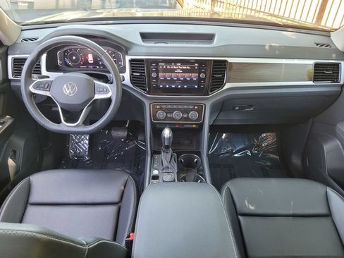 Used 2023 Volkswagen Atlas SE w/ Black Wheel Package AWD/4WD image 17
