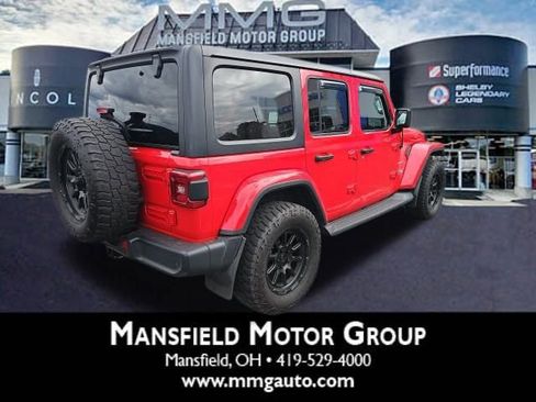 Used 2018 Jeep Wrangler Unlimited Sahara w/ Dual Top Group image 4