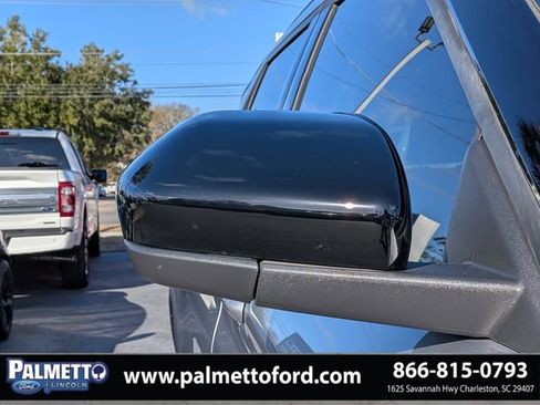 Used 2022 Ford Explorer XLT w/ Equipment Group 202A image 11