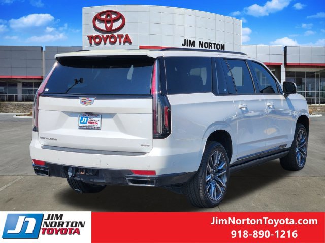 Used 2022 Cadillac Escalade ESV Sport Platinum AWD/4WD image 6