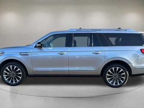 Used 2021 Lincoln Navigator L Reserve w/ Luxury Package AWD/4WD image 5