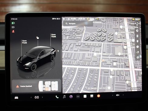 Used 2023 Tesla Model Y Long Range image 27