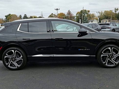 New 2026 Chevrolet Equinox EV LT w/ Convenience Package II image 5