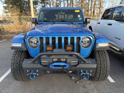 Used 2020 Jeep Gladiator Rubicon image 3