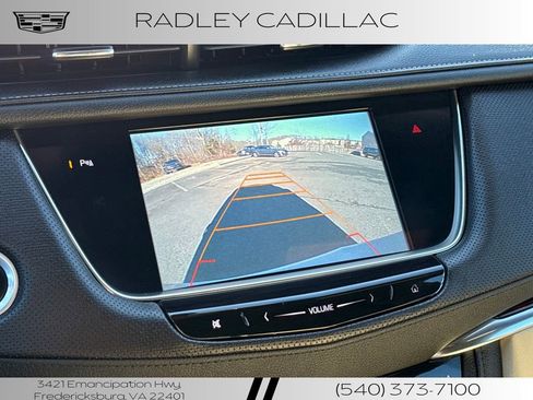 Used 2017 Cadillac XT5 Luxury w/ Driver Awareness Package image 9