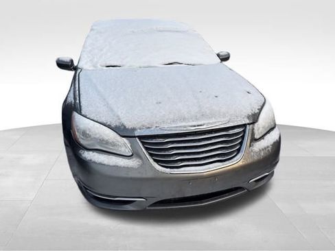 Used 2012 Chrysler 200 Touring image 6