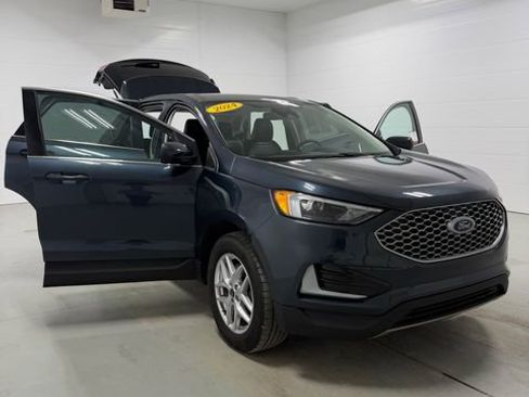 Used 2024 Ford Edge SEL AWD/4WD image 24