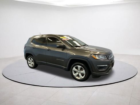 Certified 2020 Jeep Compass Latitude w/ Cold Weather Group image 7