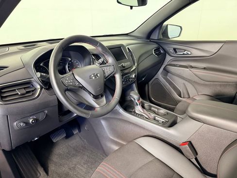 Used 2024 Chevrolet Equinox RS FWD image 29