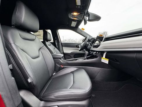 New 2026 Jeep Compass Limited image 15