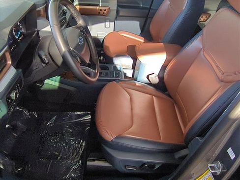 Used 2023 Ford Maverick Lariat w/ Lariat Luxury Package image 16