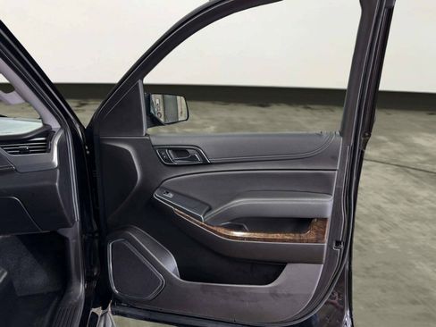 Used 2019 Chevrolet Tahoe 4WD image 20