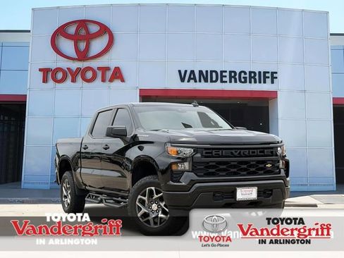 Used 2024 Chevrolet Silverado 1500 Custom RWD image 1