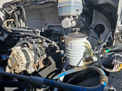 Used 2023 Ford F650 2WD Regular Cab Super Duty image 10