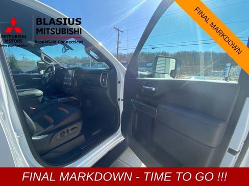 Used 2022 GMC Sierra 3500 AT4 w/ Gooseneck/5TH Wheel Package image 33