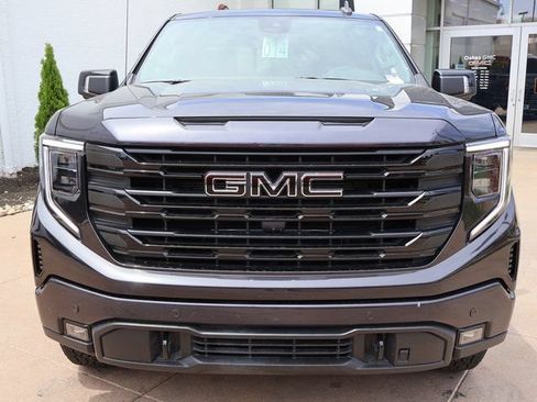 New 2026 GMC Sierra 1500 Elevation w/ Elevation Premium Package AWD/4WD image 2