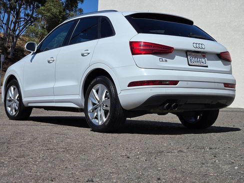 Used 2017 Audi Q3 2.0T Premium w/ Convenience Package FWD image 12