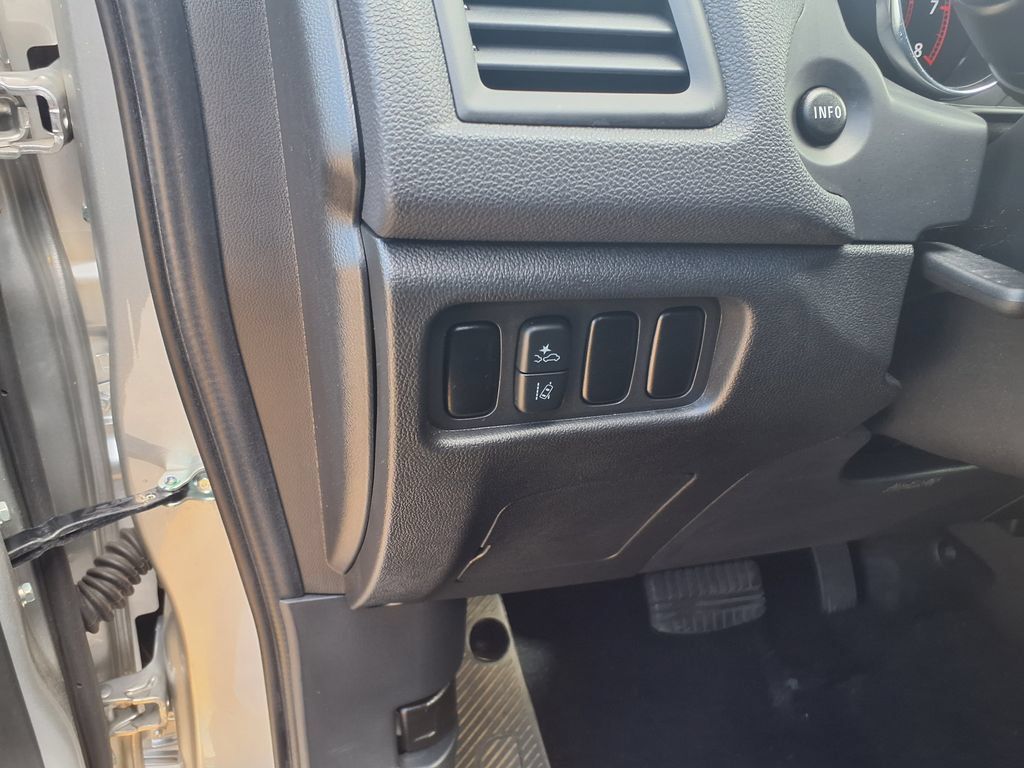 Used 2024 Mitsubishi Outlander Sport ES AWD/4WD image 22