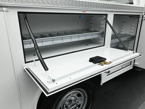 New 2026 Ford F350 XL w/ FX4 Off-Road Package image 24