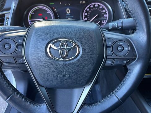 Used 2021 Toyota Camry XSE image 19