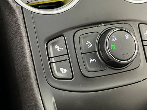 Used 2020 GMC Terrain SLT w/ Preferred Package image 19