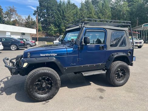 Used 2003 Jeep Wrangler X image 21