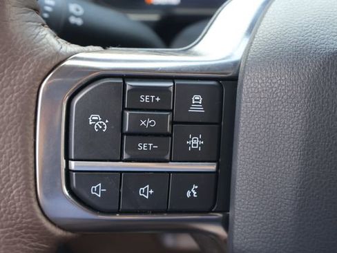 Used 2020 GMC Yukon Denali w/ Denali Premium Package image 20