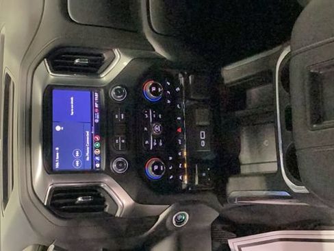 Used 2022 Chevrolet Silverado 1500 LTZ w/ LTZ Premium Package AWD/4WD image 18