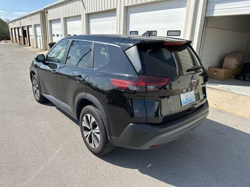 Used 2023 Nissan Rogue SV image 17