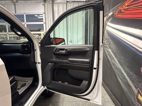 Used 2023 GMC Sierra 1500 AT4 w/ AT4 Premium Package AWD/4WD image 28