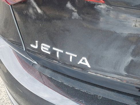 Used 2024 Volkswagen Jetta S image 17