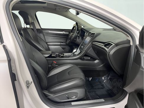 Used 2014 Ford Fusion Titanium AWD/4WD image 16
