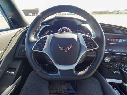 Used 2016 Chevrolet Corvette Stingray Z51 w/ 2LT Preferred Equipment Group image 18