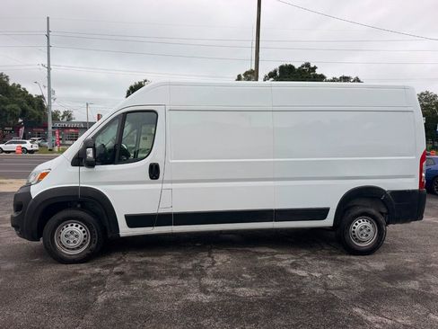 Used 2025 RAM ProMaster 2500 w/ Convenience Group FWD image 10