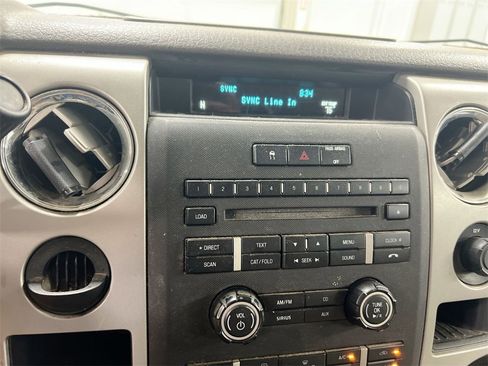 Used 2010 Ford F150 XLT image 13