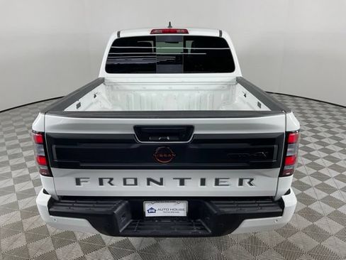 Used 2026 Nissan Frontier PRO-4X AWD/4WD image 7