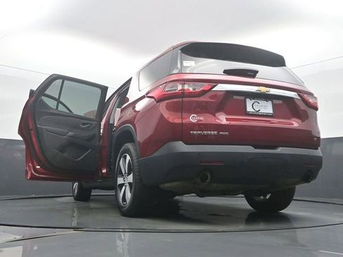 Used 2019 Chevrolet Traverse LT w/ LT Premium Package image 62