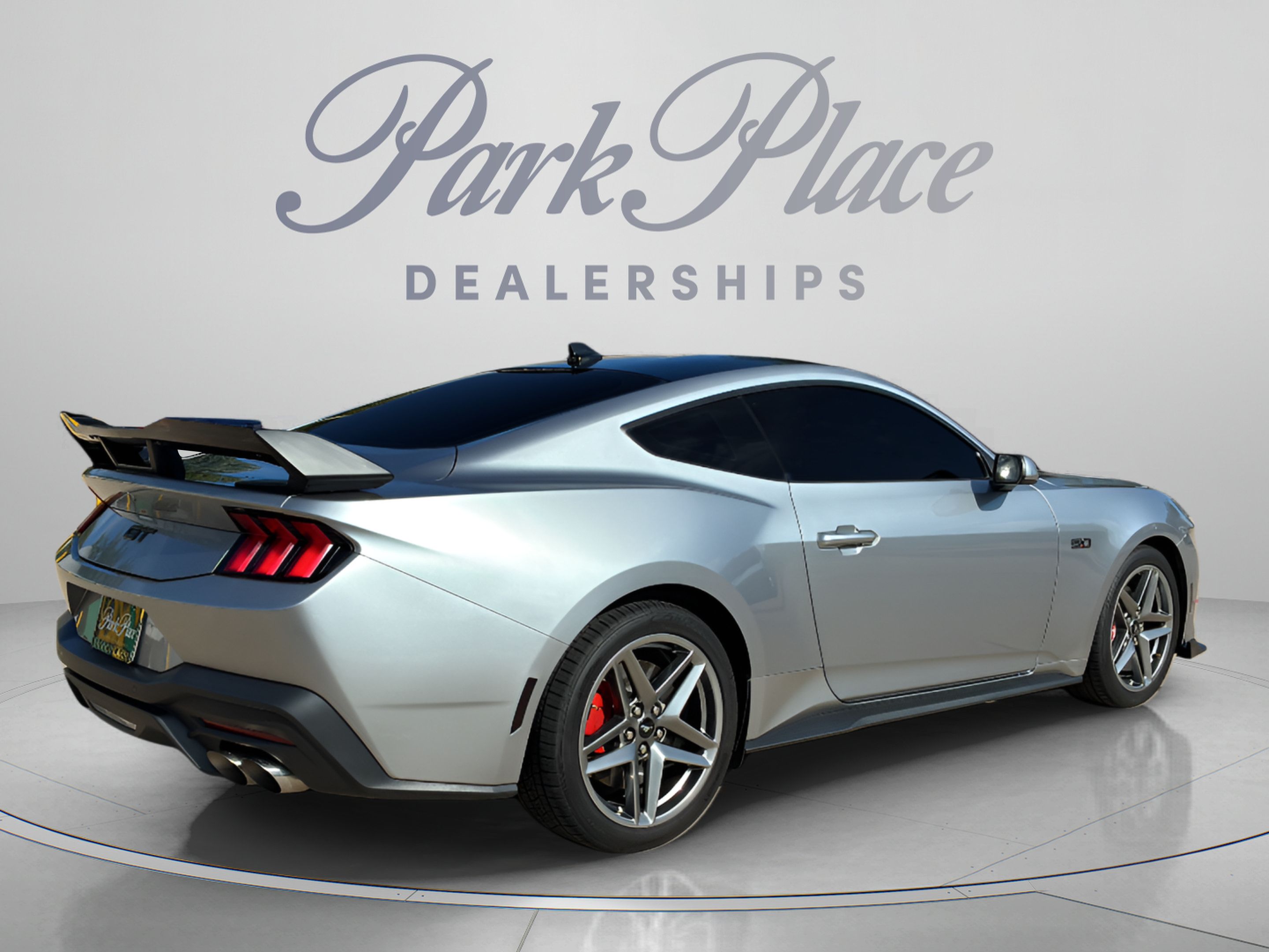 Used 2024 Ford Mustang GT RWD image 5