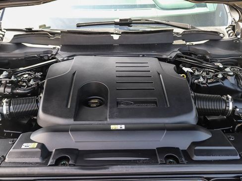 Used 2020 Land Rover Range Rover Sport HST AWD/4WD image 28
