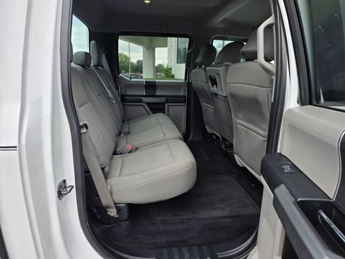 Used 2016 Ford F150 XLT AWD/4WD image 34