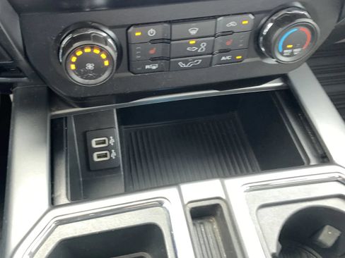 Used 2019 Ford F150 XLT w/ Equipment Group 302A Luxury AWD/4WD image 18