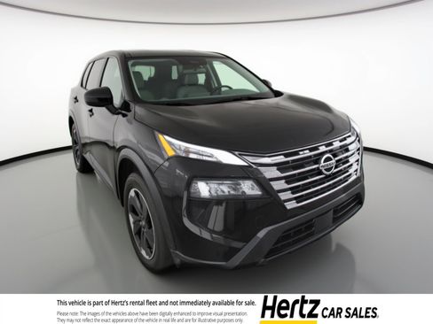 Used 2025 Nissan Rogue SV FWD image 1
