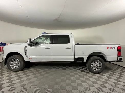 New 2026 Ford F250 Lariat w/ Lariat Ultimate Package image 5